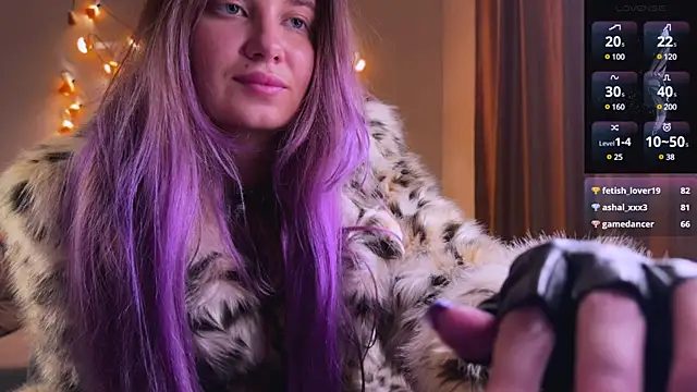 Femdom Lola online show from December 2024 12:00:01 AM