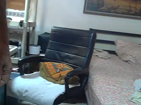 Snapshot of jamietbackcockslut chatting on March 2025 01:18:02 PM jamietbackcockslut online show from March 2025 01:18:02 PM