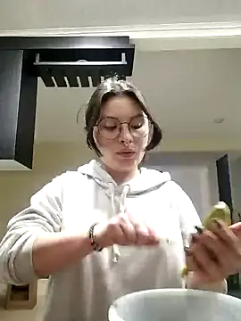 jessica gomez online show from January 2025 12:42:01 AM