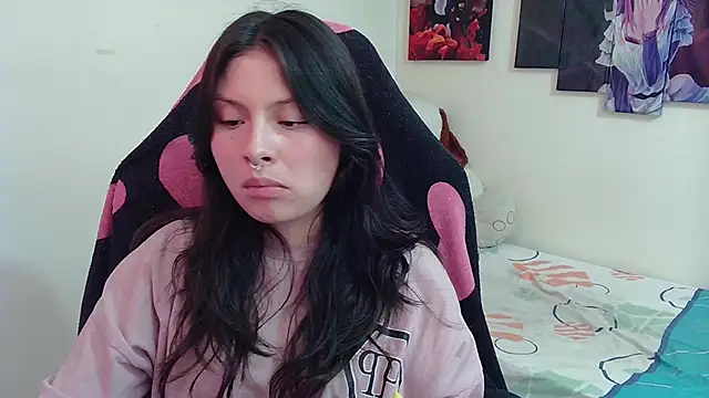 jessica gomez online show from February 2025 08:22:01 PM