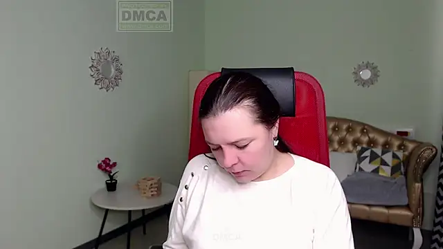 Snapshot of Lily_flower7 chatting on February 2025 06:20:01 AM Lily flower7 online show from February 2025 06:20:01 AM