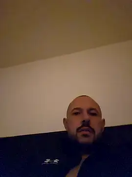 Guitccch online show from November 2025 04:46:02 AM