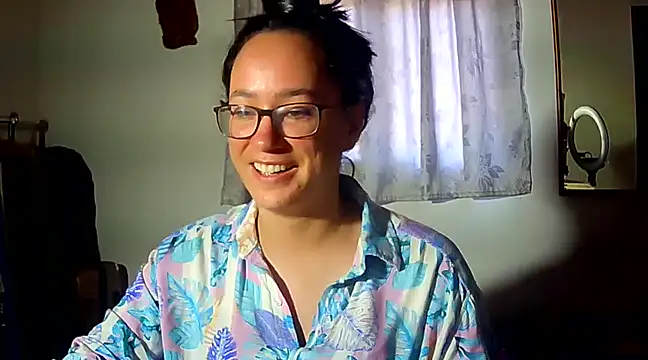 Snapshot of brittanycheeks chatting on December 2024 07:56:02 PM brittanycheeks online show from December 2024 07:56:02 PM