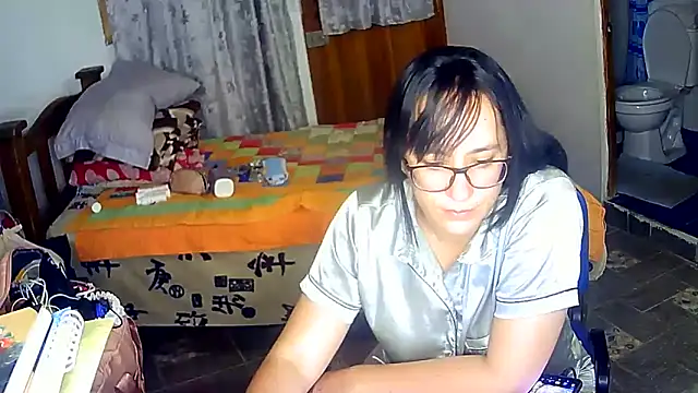 Snapshot of brittanycheeks chatting on January 2025 03:48:02 AM brittanycheeks online show from January 2025 03:48:02 AM