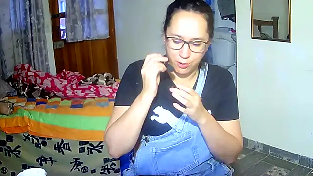 Snapshot of brittanycheeks chatting on January 2025 11:02:02 PM brittanycheeks online show from January 2025 11:02:02 PM