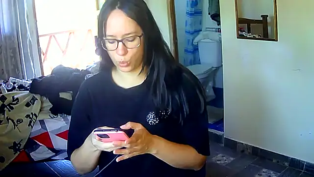 Snapshot of brittanycheeks chatting on January 2025 04:33:02 PM brittanycheeks online show from January 2025 04:33:02 PM