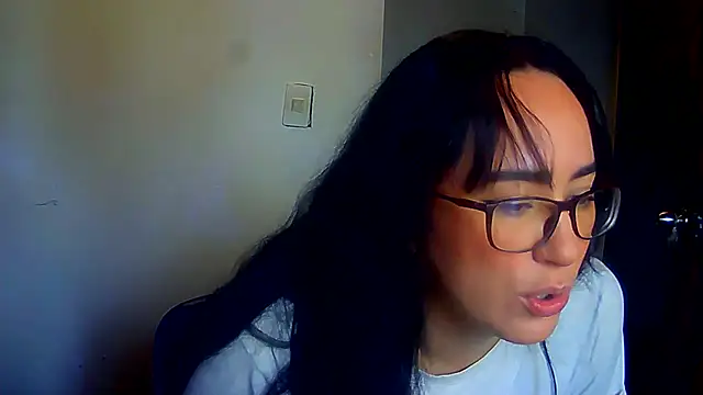 Snapshot of brittanycheeks chatting on February 2025 02:34:02 PM brittanycheeks online show from February 2025 02:34:02 PM