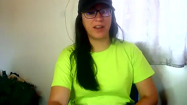 Snapshot of brittanycheeks chatting on February 2025 07:31:02 PM brittanycheeks online show from February 2025 07:31:02 PM