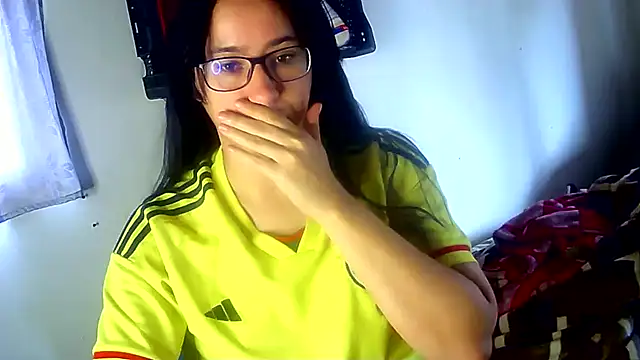 Snapshot of brittanycheeks chatting on February 2025 01:43:02 PM brittanycheeks online show from February 2025 01:43:02 PM