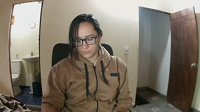 Snapshot of brittanycheeks chatting on February 2026 11:52:01 AM brittanycheeks online show from February 2026 11:52:01 AM