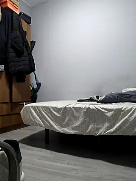 Snapshot of antonioM84 chatting on March 2025 12:10:02 AM antonioM84 online show from March 2025 12:10:02 AM