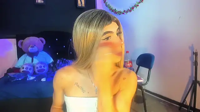 Snapshot of rosedewitt chatting on February 2025 06:22:01 AM rosedewitt online show from February 2025 06:22:01 AM