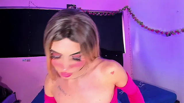 Snapshot of rosedewitt chatting on March 2025 02:08:02 PM rosedewitt online show from March 2025 02:08:02 PM