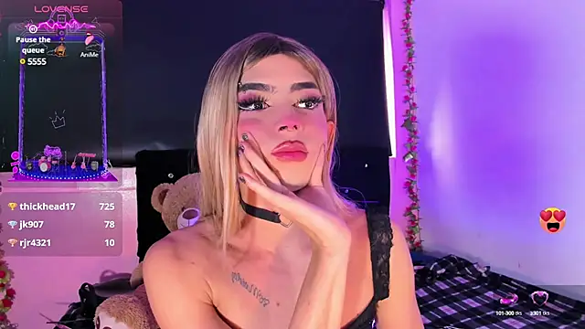 Snapshot of rosedewitt chatting on March 2025 05:27:01 PM rosedewitt online show from March 2025 05:27:01 PM