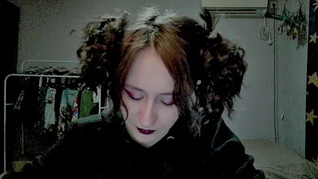 JoannaTompson online show from June 2026 12:04:01 AM