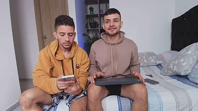 Aron-santoro online show from January 2026 02:54:02 PM