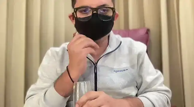 slavekinky001 online show from February 2025 07:31:02 PM