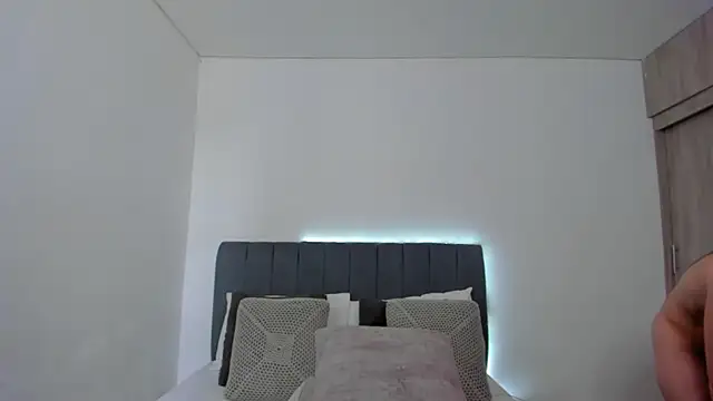 im sarah34 online show from May 2026 05:32:02 PM