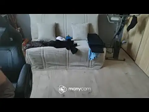 Snapshot of lolacharly@xh chatting on January 2025 01:17:02 PM lolacharlyxh online show from January 2025 01:17:02 PM