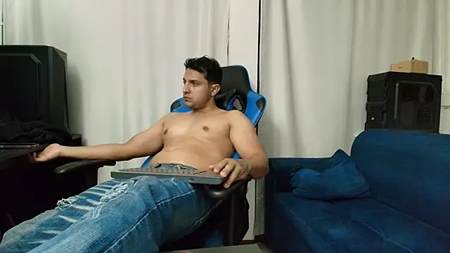 hott dicks online show from June 2026 11:43:02 PM
