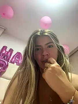 Leah Prada online show from September 2025 10:44:01 PM