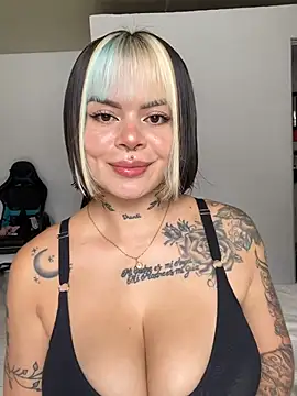 Snapshot of ivanna_rivera chatting on April 2026 03:38:02 PM ivanna rivera online show from April 2026 03:38:02 PM