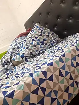 Snapshot of TuBandi2 chatting on March 2025 01:53:01 AM TuBandi2 online show from March 2025 01:53:01 AM