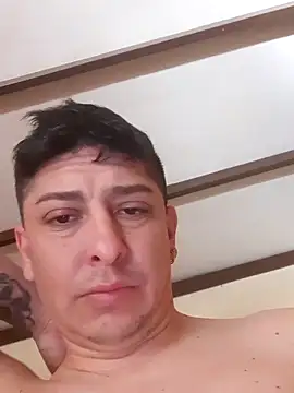 Snapshot of TuBandi2 chatting on November 2025 11:54:01 AM TuBandi2 online show from November 2025 11:54:01 AM