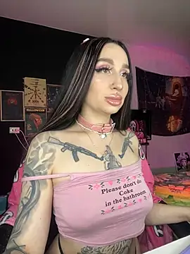 Snapshot of Molly__Moon chatting on December 2024 05:28:02 AM Molly Moon online show from December 2024 05:28:02 AM