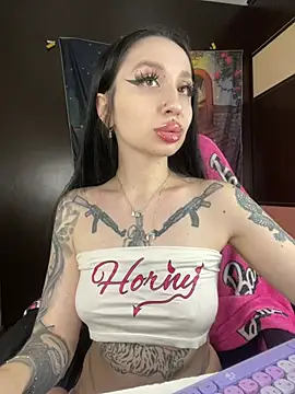 Molly  Moon online show from January 2026 05:22:01 AM