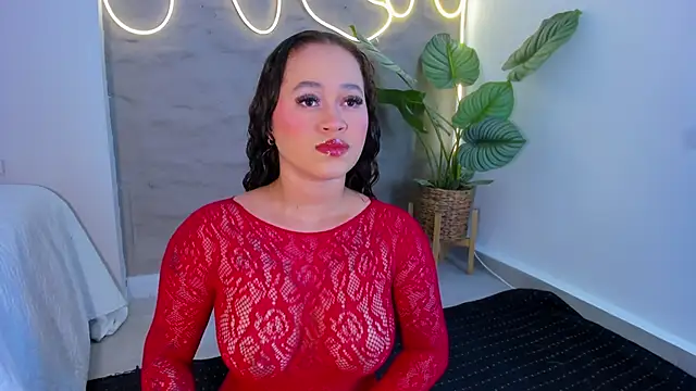 Isa  Blanc online show from January 2025 02:50:01 AM