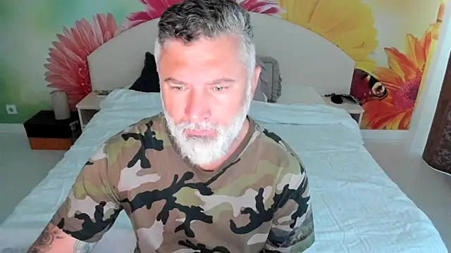 BlowMyXXL online show from November 2025 05:39:02 AM