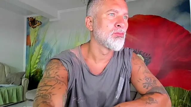 BlowMyXXL online show from June 2026 04:44:01 AM