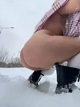 Snapshot of MerlinDave chatting on December 2024 04:59:01 AM MerlinDave online show from December 2024 04:59:01 AM