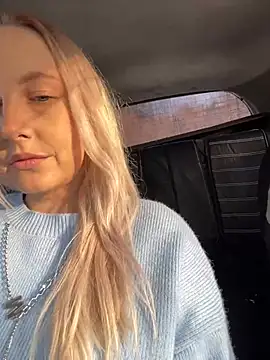 Snapshot of MerlinDave chatting on December 2024 05:29:02 AM MerlinDave online show from December 2024 05:29:02 AM