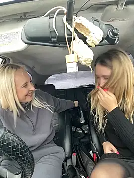 Snapshot of MerlinDave chatting on February 2025 06:54:01 AM MerlinDave online show from February 2025 06:54:01 AM