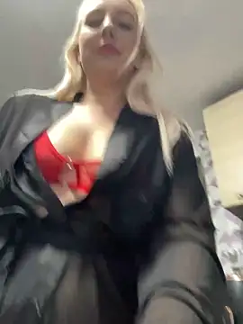 Snapshot of MerlinDave chatting on March 2025 01:43:01 AM MerlinDave online show from March 2025 01:43:01 AM