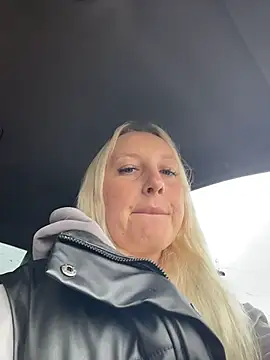 MerlinDave online show from May 2026 01:14:02 AM