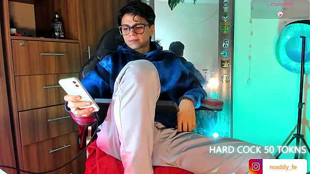 Snapshot of marckalexis chatting on April 2026 11:03:01 PM marckalexis online show from April 2026 11:03:01 PM