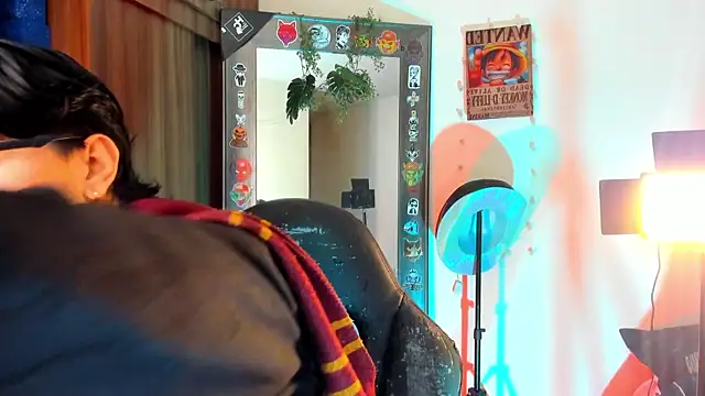 Snapshot of marckalexis chatting on April 2026 04:08:02 AM marckalexis online show from April 2026 04:08:02 AM