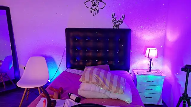 Cuckold lover69 online show from February 2025 09:52:02 AM