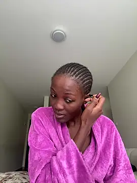 Fanclubbbbb online show from May 2026 05:45:02 AM