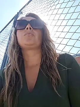 Snapshot of lauramcdowell1 chatting on February 2025 03:10:02 PM lauramcdowell1 online show from February 2025 03:10:02 PM