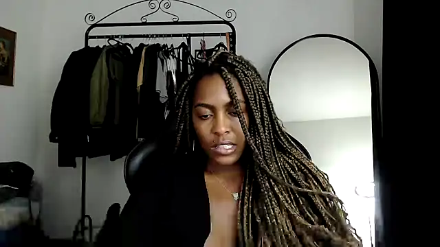 marisilva br online show from January 2025 10:10:01 PM