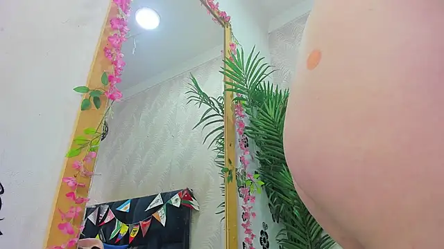 Ammy Connor1 online show from July 2026 07:29:02 PM