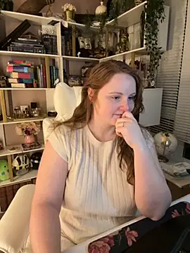 GingerSnap33 online show from November 2025 01:29:01 AM