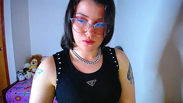 juli05star20 online show from October 2025 01:04:02 AM