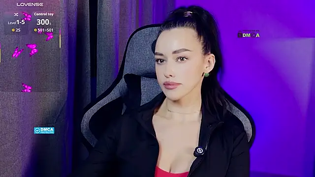 -CrazyAnna- online show from February 2026 05:11:01 PM