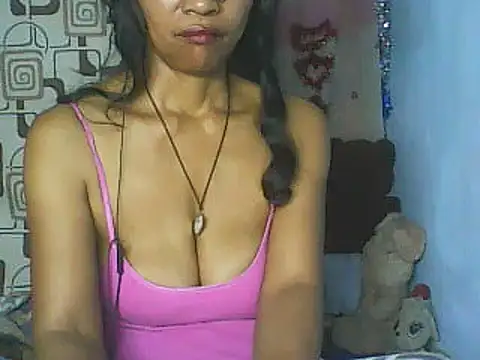 Snapshot of nene_belle chatting on April 2026 06:10:01 PM nene belle online show from April 2026 06:10:01 PM
