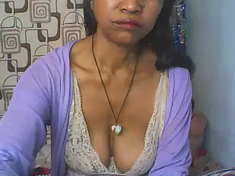 Snapshot of nene_belle chatting on May 2026 07:49:02 AM nene belle online show from May 2026 07:49:02 AM